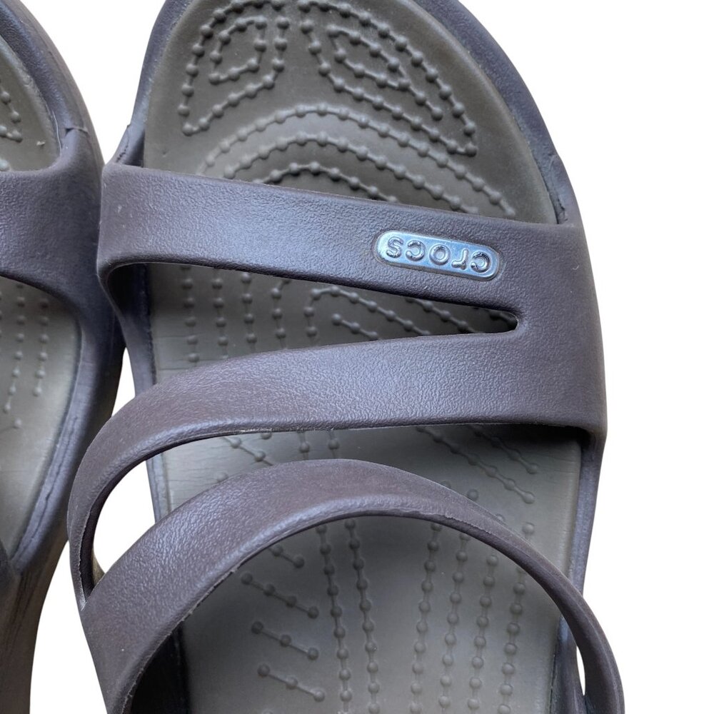 Crocs Patricia II Wedge Sandals Strappy Slip On Brown Comfort Travel Beach-8 - Picture 6 of 15